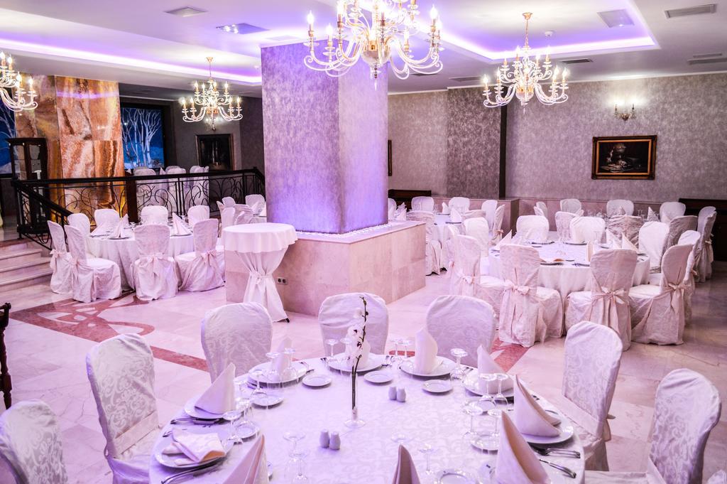 Premier Palace Spa Hotel ブカレスト エクステリア 写真 A banquet hall